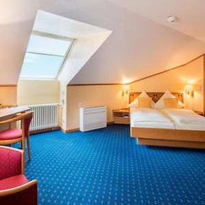 Zimmer mit Queensize-Bett
